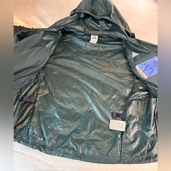 Nike ACG Storm-FIT Women’s Hooded Running Jacket Green Teal XL - Picture 6 of 10
